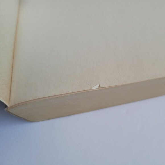 That Perfect Someone: A Malory Novel By Johanna Lindsey Book - Paperback - Picture 10 of 10